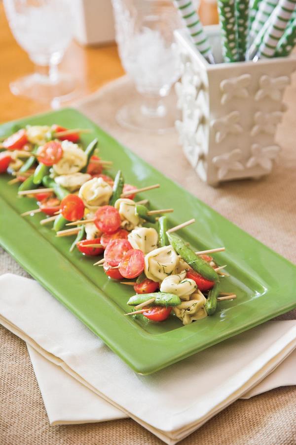 quick and easy Easter appetizer recipes tortellini salad skewers 