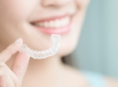 how-clear-aligners-work-advantages-and-disadvantages