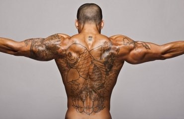 Fascinating-back-tattoos-design-ideas-for-men-and-women