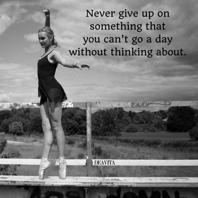 Never give up inspiring sayings about motivation and determination