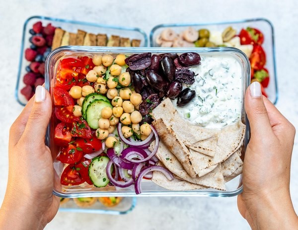 office lunch ideas healthy lunchbox recipes Greek salad