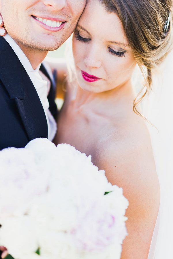 stylish bride makeup with accent on lips