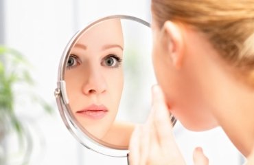 tabletop-mirrors-for-makeup-types-materials-pros-and-cons