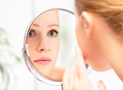 tabletop-mirrors-for-makeup-types-materials-pros-and-cons
