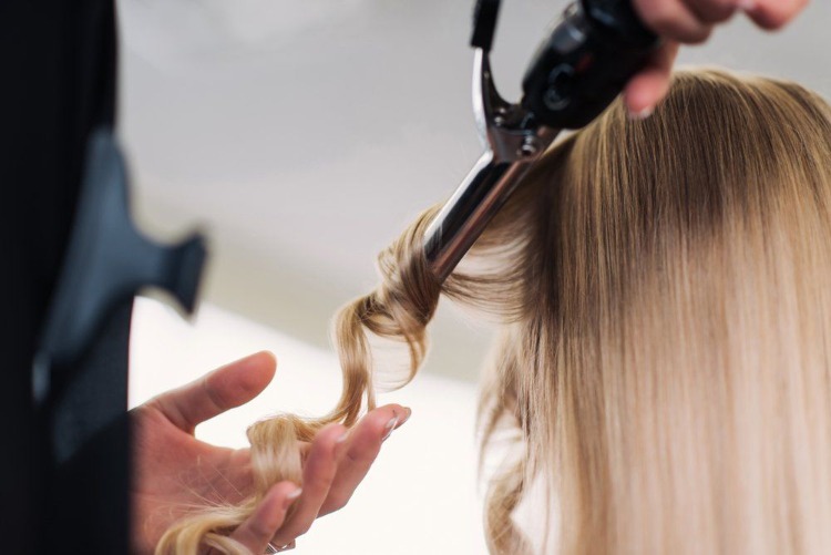 avoid using hair curlers and straighteners 
