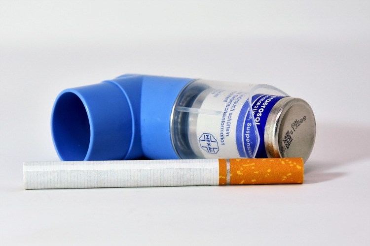 cigarette smoking causes low lung capacity and shortness of breath
