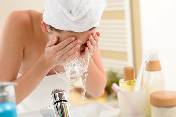wash your face hydrate skin before applying makeup