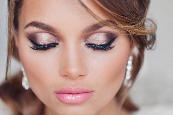 wedding makeup basic rules accent on the eyes