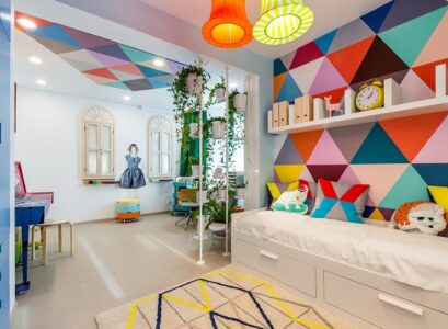 Geometric-decor-for-nursery-kids-and-teenage-bedrooms