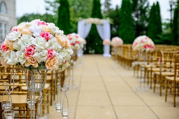 beautiful wedding ceremony decorating ideas flowers