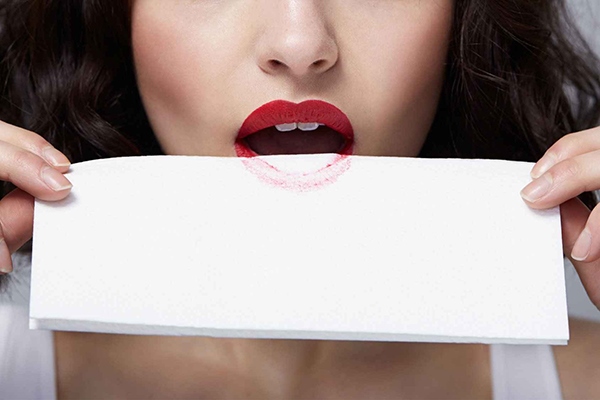 common lipstick mistakes to avoid 