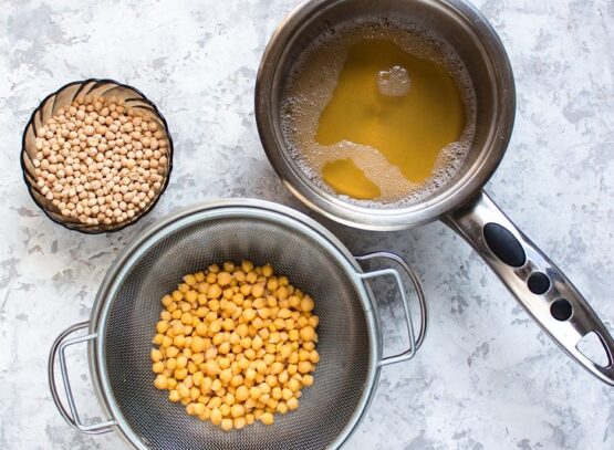 easy-healthy-and-delicious-vegan-desserts-recipes-with-aquafaba
