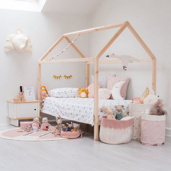 furniture ideas for Montessori bedroom girls room decor