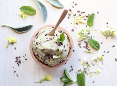 homemade-nice-cream-recipe-beautifully-decorated-for-hot-summer-day