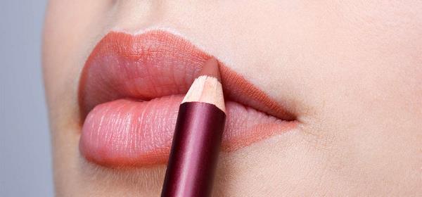 how to apply lip liner perfectly lipstick mistakes to avoid
