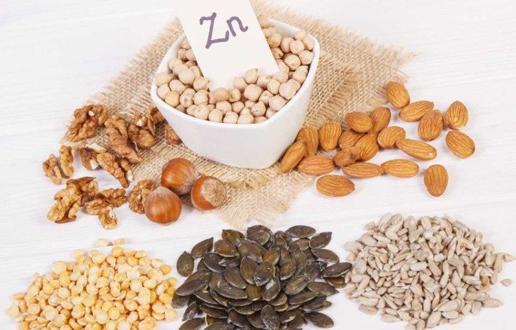 vegan diet with zinc from nuts almonds walnuts sunflower seeds