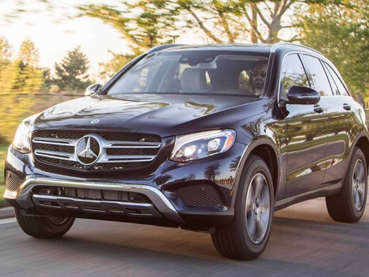 19 Mercedes Benz Glc Class A Luxurious And Refined Compact Suv