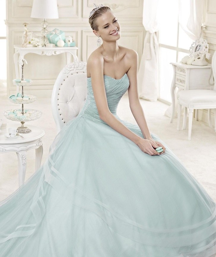 Discover more than 157 blue and green gown best