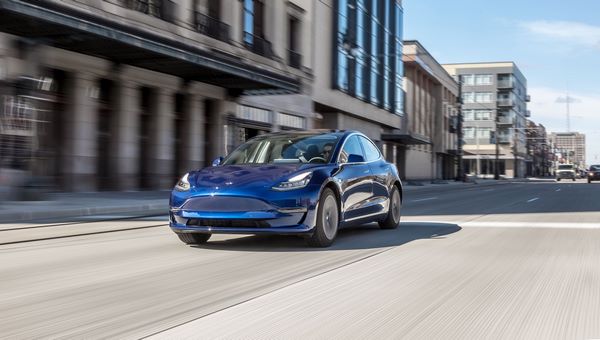 Tesla Model 3 design interior and technical specifications