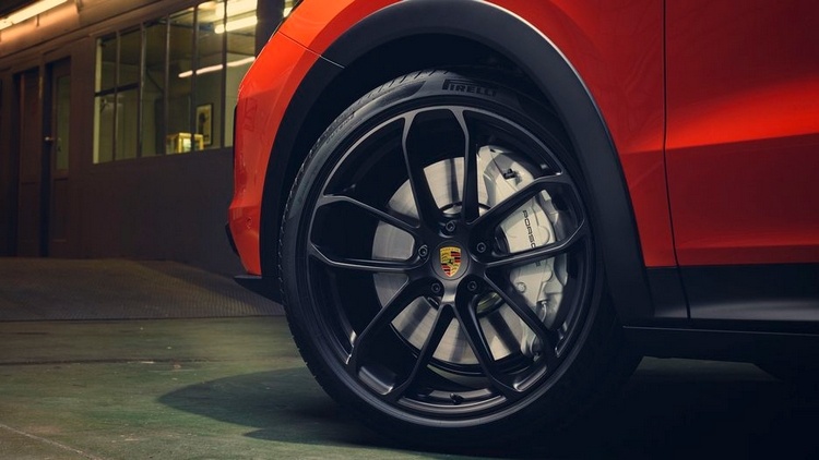 black aluminum wheels with the pirelli logo