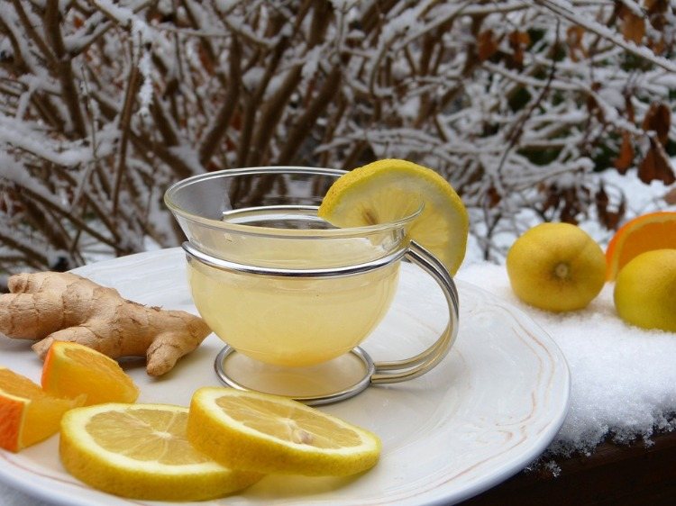 immune system strengthening with lemon and ginger 