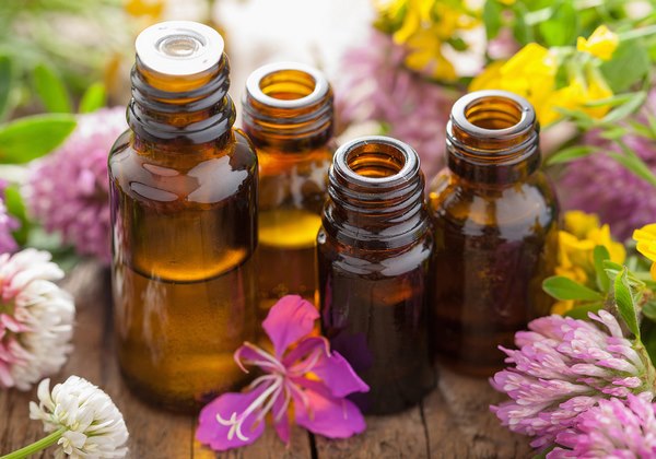 DIY Aromatherapy recipes for home fragrances with essential oils