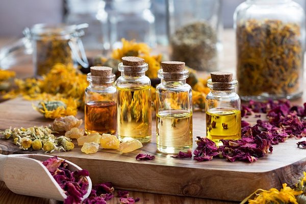 essential oils for aromatherapy recipes for homemade skin and body care