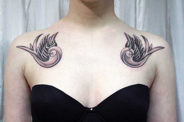 sparrow tattoo symmetrical designs for women