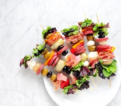 Antipasti-Skewers-recipes-and-ideas-for-festive-party-appetizers-finger-food