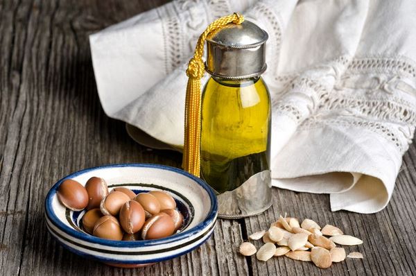 What is argan oil how is extracted