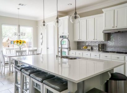 advantages-of-white-color-for-a-kitchen-interior