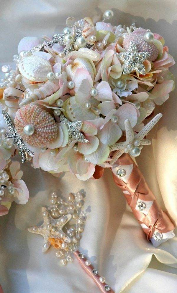 bridal bouquet ideas for beach themed wedding