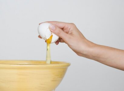 Eggs-have-many-benefits-and-useful-properties
