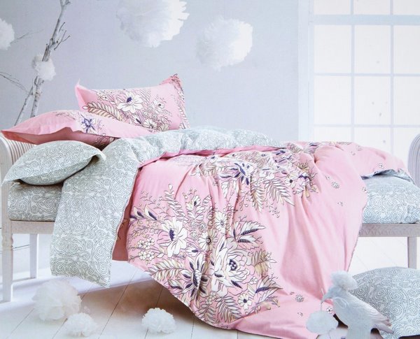 beautiful bed sheets with floral print in pink and gray