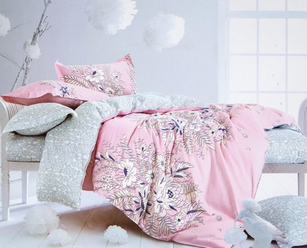 beautiful-bed-sheets-with-floral-print-in-pink-and-gray