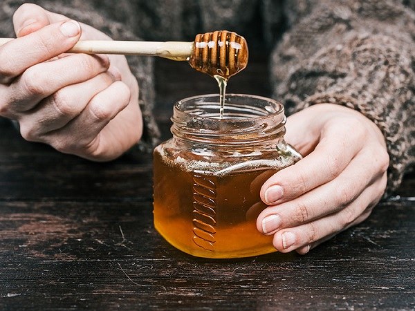 benefits of honey for health skin and hair