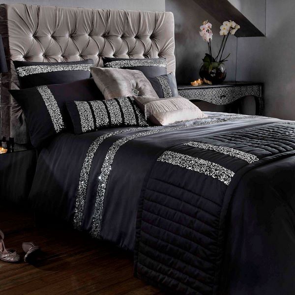 elegant and modern black and silver bed sheets interior decor ideas