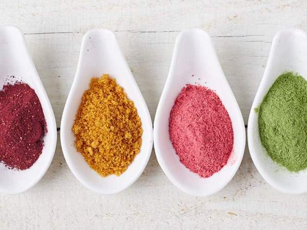 fruit powder adds color and taste to homemade lip balms