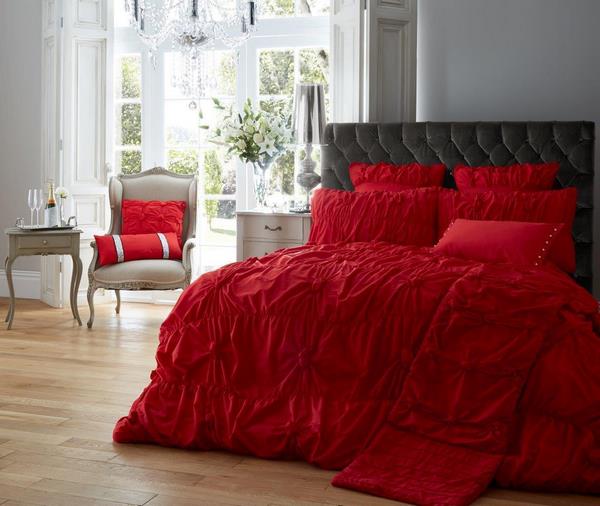 red bedding pros and cons home interior design ideas