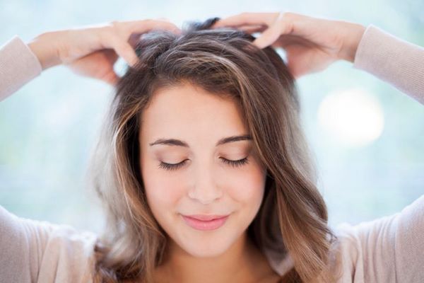 scalp massage improves blood circulation and prevents hair loss