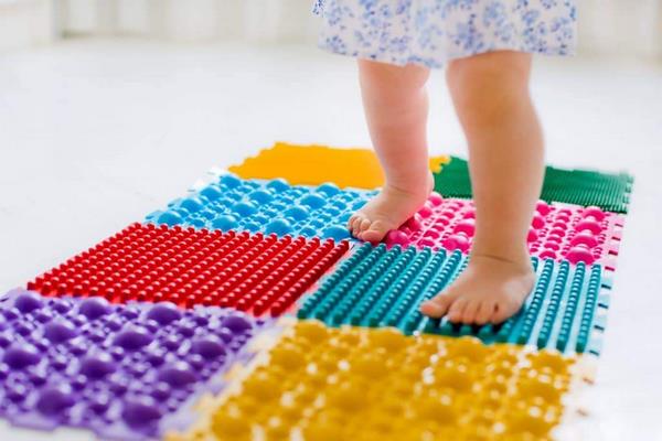 soft foam interlocking floor tiles with massage bubbles for childrens rooms