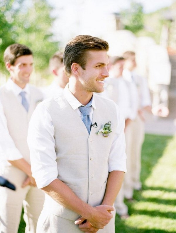 stylish groom attire ideas for outdoor wedding