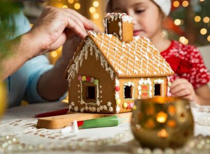 Christmas-activities-for-kids-ideas-homemade-gingerbread-house