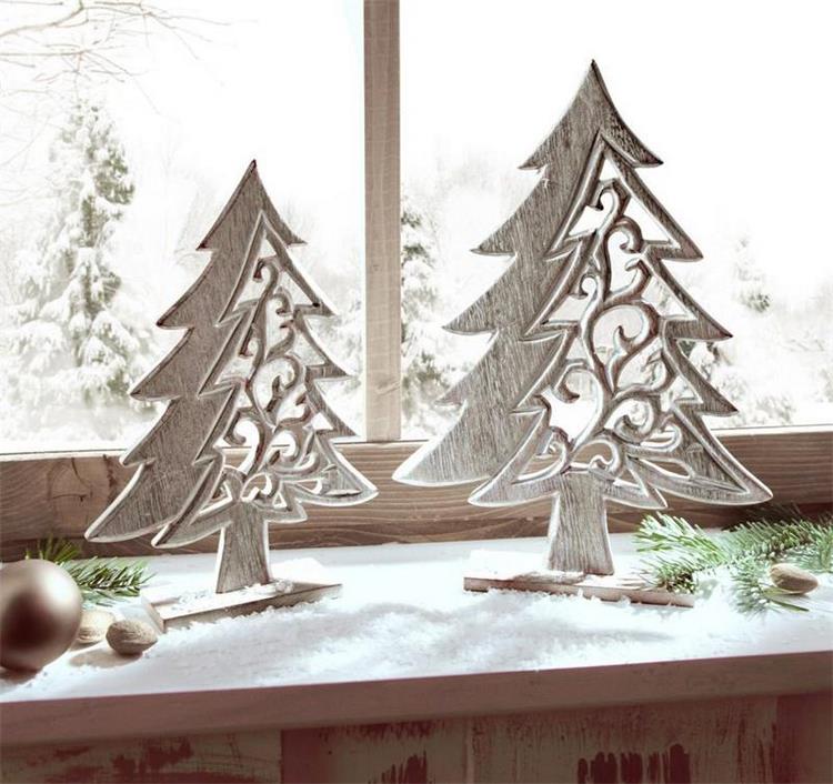 Christmas decorations from natural materials wooden trees