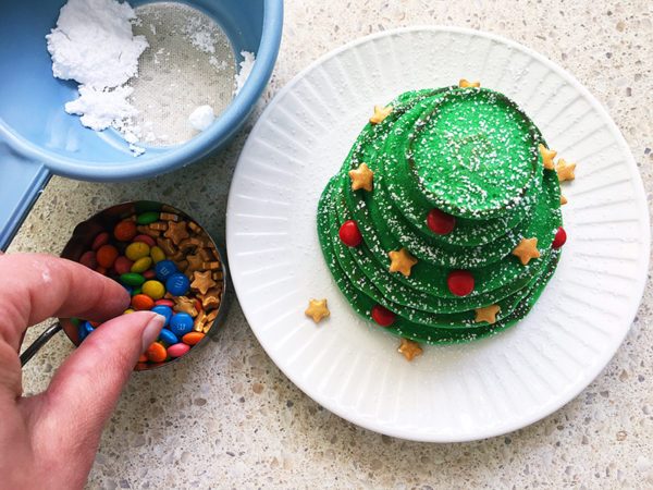 festive breakfast ideas and fun food for kids Christmas tree from pancakes 