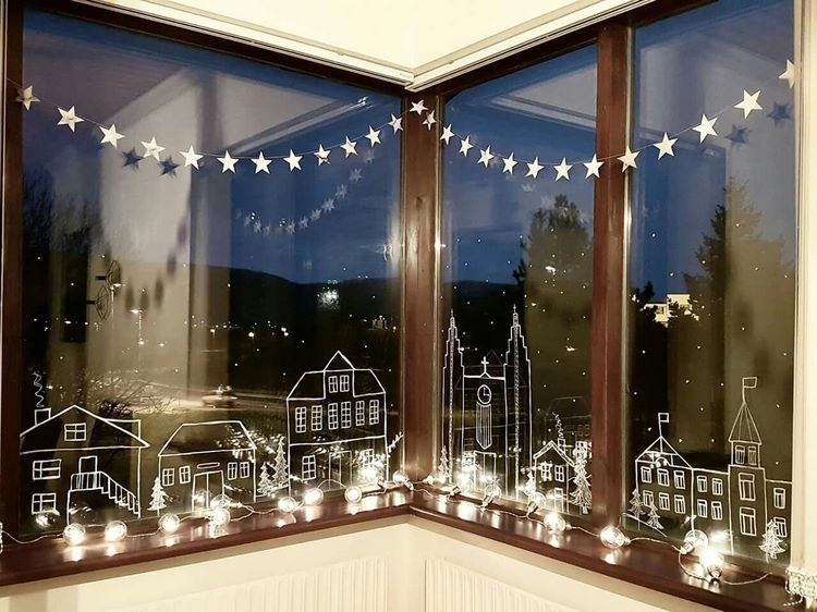 Christmas window decoration ideas lights and compositions