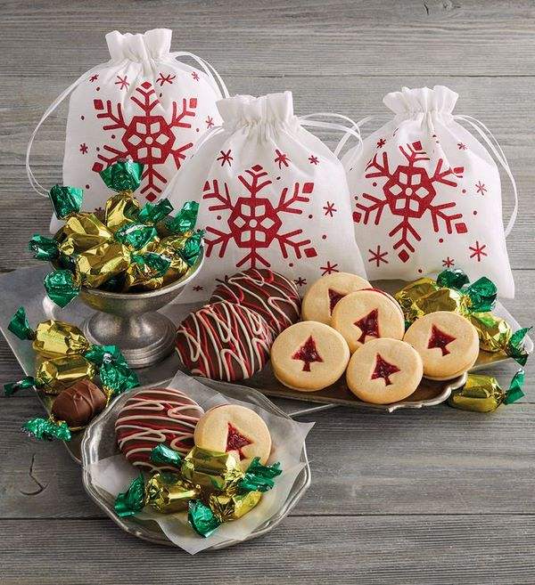 Cookie and candy sack homemade Christmas gift ideas