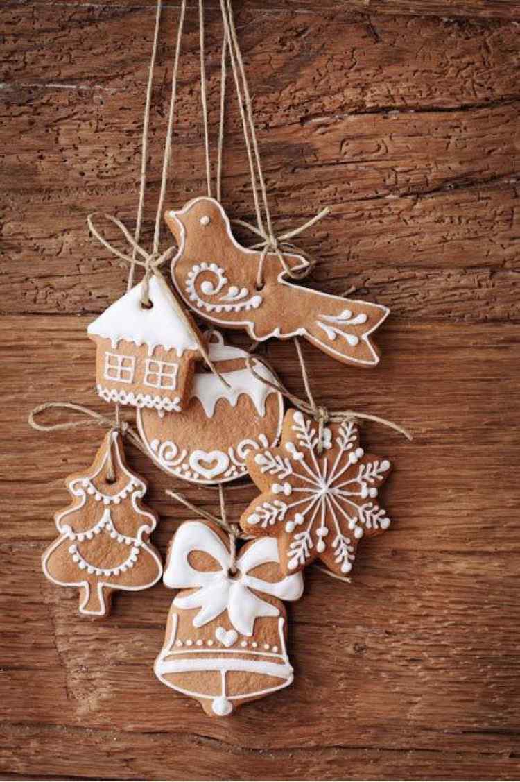 DIY Christmas tree cookie ornaments the perfect decor