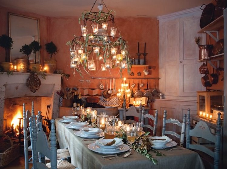 French country Christmas decorating ideas table setting centerpiece ideas