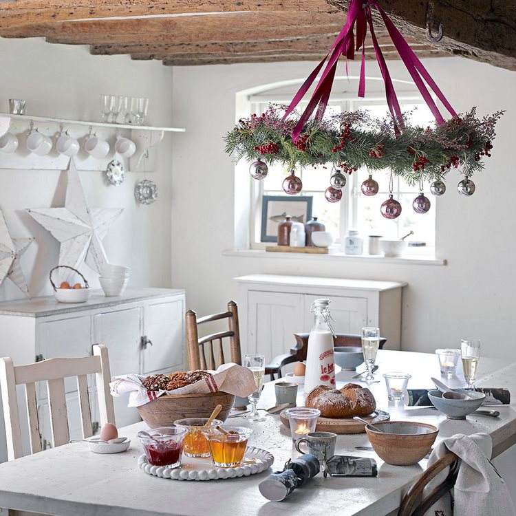 rustic Christmas kitchen decorating ideas wreath and baubles